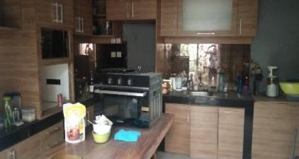 Jual Ruko Kosong Siap Pakai di Hayam Wuruk, Jakarta Barat
