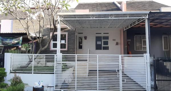 Jual Rumah Cantik Siap Huni Komplek Griya Wiwaha Bandung