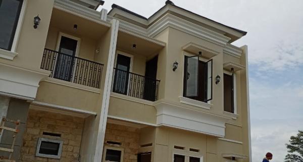 Rumah Mewah 2 Bertingkat samping alun-alun Depok