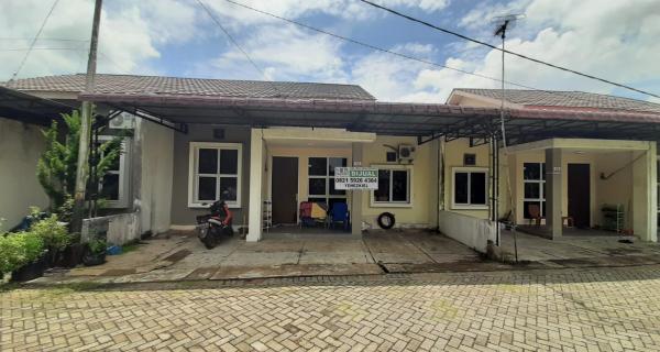 Rumah Greenhill, Parit Haji Husin 2, Pontianak, Kalimantan Barat