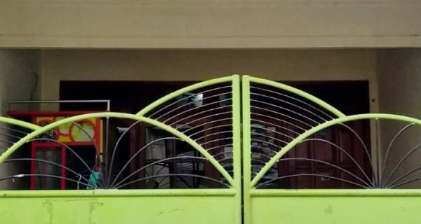 Rumah dijual nginden 2 lantai