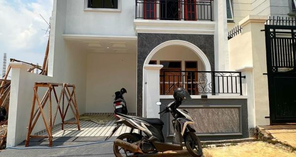 Rumah baru Jatikramat Jatiasih Bekasi dekat stasiun Cikunir 