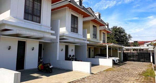 Townhouse siap huni Cluster Jatimekar Jatiasih Bekasi dekat Lrt Cikunir 