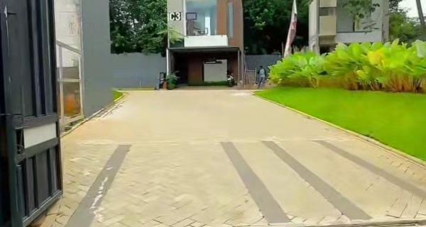 Rumah Cluster Ciracas Jakarta Timur dekat Lrt Kampung Rambutan 