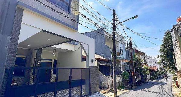 Rumah baru non cluster Cijantung Pasar Rebo Jakarta Timur 
