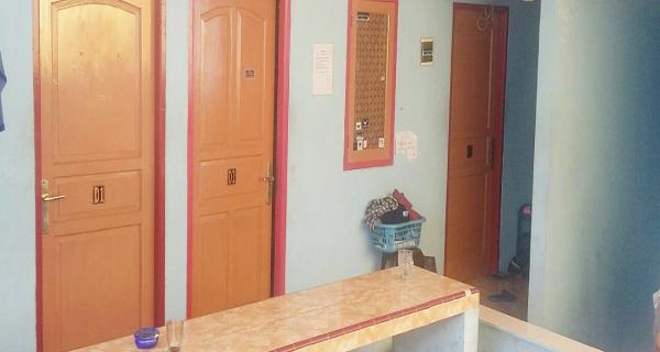 Dijual Rumah Kost 16 Kamar Strategis Dekat Kampus BINUS dan Mall Taman Anggrek