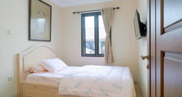 Kost Putri Dekat UNAS Universitas Nasional, Mall Pejaten Village dan Stasiun Pasar Minggu