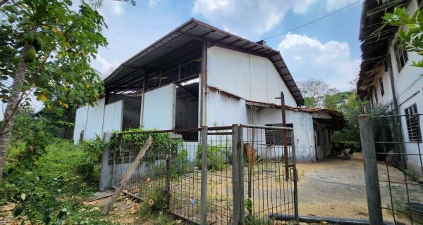Dijual Pabrik di Raya Curug, Kabupaten Tangerang