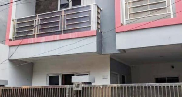 Rumah Dijual di Komplek Pertamina Semper Jakarta Utara Dekat Ramayana Semper
