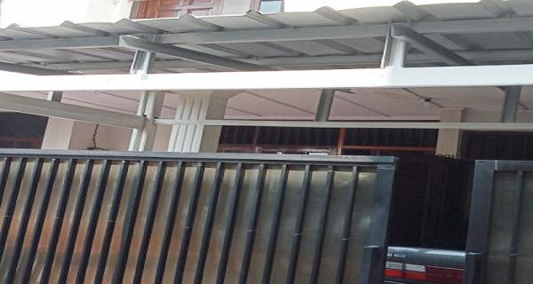 Rumah Dijual + Terima Kost di Tebet Dekat Stasiun Tebet, Mall Kasablanka dan Mall Ambasador