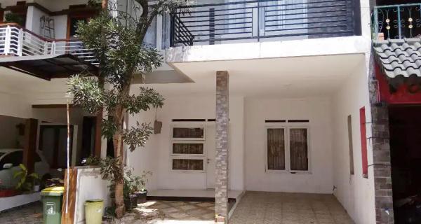 Rumah Dijual 2 Lt di Town House Belleza Antapani Dekat Griya Yogya Antapani Bandung