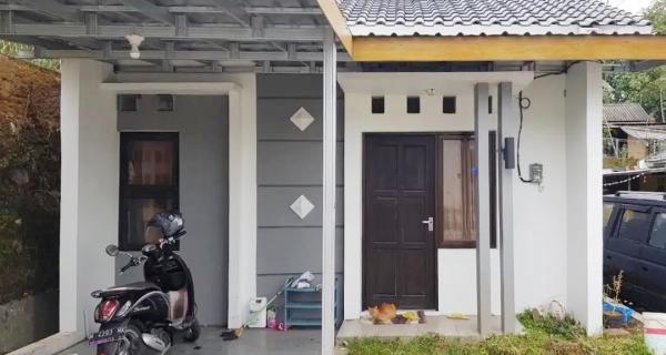Rumah Dijual Murah di Kota Salatiga Strategis Dekat Terminal Tingkir Kota Salatiga