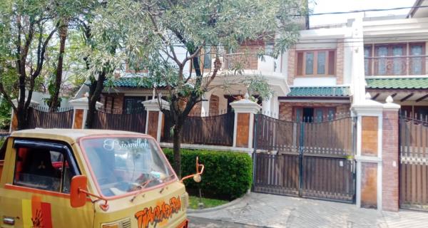 Sewa Rumah Mewah di Jl. Alam Segar 1 Dekat Pondok Indah Mall Jakarta Selatan 