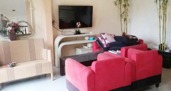 Rumah Disewakan Full Furnish di Perumahan THB Taman Harapan Baru Kota Bekasi