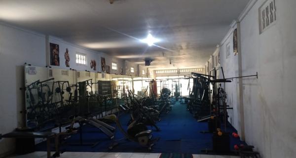 Dijual Rumah Strategis km 7 Tello 