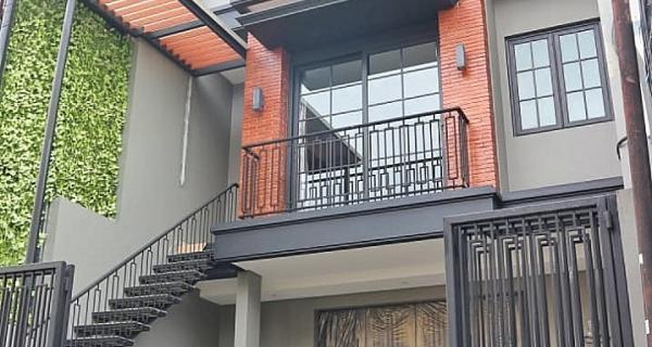 Rumah Megah Siap Huni Di Cilandak Jakarta Selatan