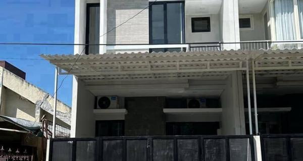 Dijual Rumah Baru Minimalis di Kutisari Indah Utara, Surabaya