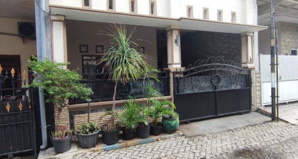 Dijual Rumah 2 Lantai di Deltasari Indah, Waru, Sidoarjo