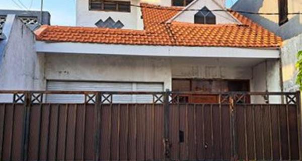Dijual Rumah 2 Lantai di Kedungdoro, Surabaya
