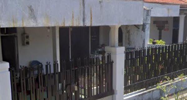 Dijual Rumah Kosong di Barata Jaya XXI, Surabaya