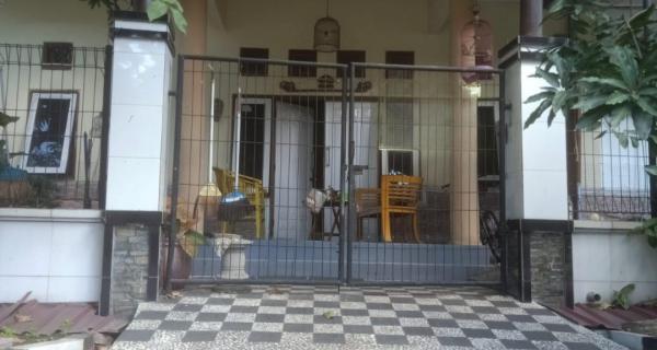 Dijual Rumah SHM di Ketintang Baru Selatan, Surabaya