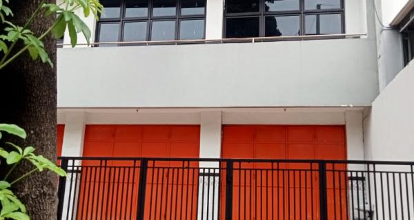 Disewakan Ruko 3 Lantai di Raya Perak Timur, Surabaya