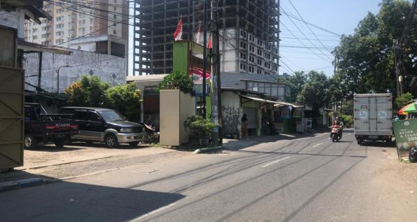 Dijual Gudang 1,5 Lantai di Raya Kyai Abdul Karim, Surabaya