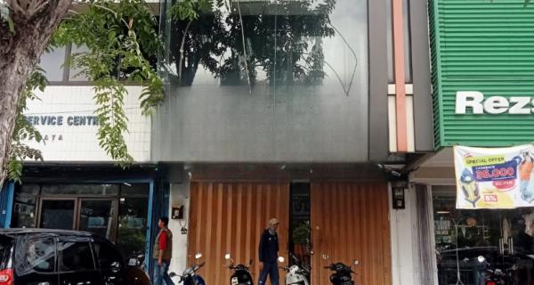 Dijual Ruko 3 Lantai Strategis di Raya Ngagel Jaya Selatan, Surabaya