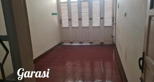 Dijual Rumah 1,5 Lantai di Tebet, Jakarta Selatan