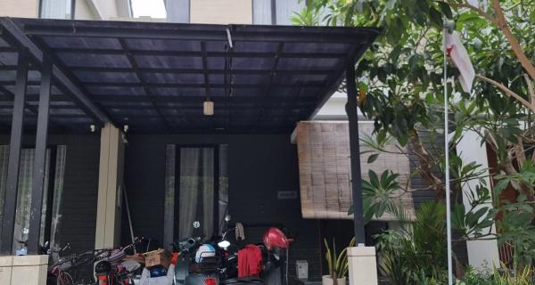 Dijual Rumah 2 Lantai di Citraland Northwest Hill, Surabaya