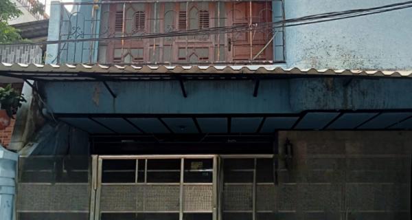 Dijual Rumah 3 Lantai di Jalan Gubeng Kertajaya, Surabaya