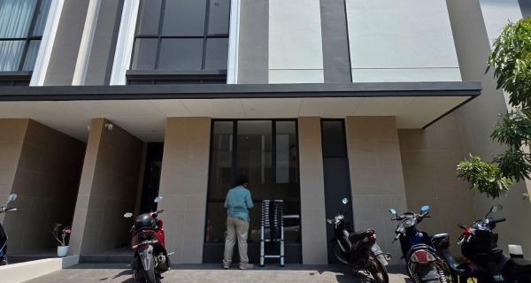 Dijual Rumah Minimalis 3 Lantai di Jakarta Garden City, Jakarta Timur