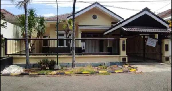 Dijual Rumah Kosong di Rungkut Mapan Selatan, Surabaya