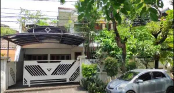 Dijual Rumah Luas di Perumahan Puri Indah, Jakarta Barat