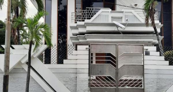 Dijual Rumah Minimalis di Green Mansion Regency, Surabaya