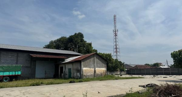 Dijual Gudang Luas di Raya Gudo, Kabupaten Jombang