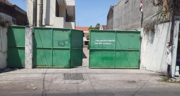 Dijual Gudang di Jalan Tropodo, Sidoarjo