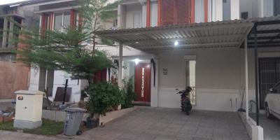 Disewakan Rumah 2 Lantai di Grand Harvest Surabaya