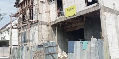 Jual 2 Rumah Baru di Manyar Tirtoyoso Utara Surabaya Jual 2 Rumah Baru di Manyar Tirtoyoso Utara Surabaya