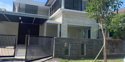 Rumah Mewah Minimalis Modern Lux di Graha Natura Surabaya Rumah Mewah Minimalis Modern Lux di Graha Natura Surabaya