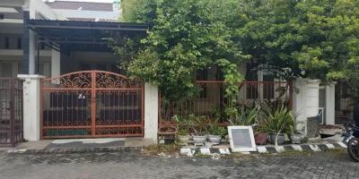 Jual Rumah di Kawasan Perumahan Central Park Ahmad Yani Jual Rumah di Kawasan Perumahan Central Park Ahmad Yani