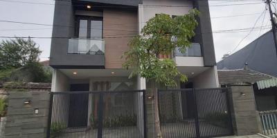 Jual 2 Unit Rumah Mewah Minimalis Manyar Jaya Siap Huni Jual 2 Unit Rumah Mewah Minimalis Manyar Jaya Siap Huni