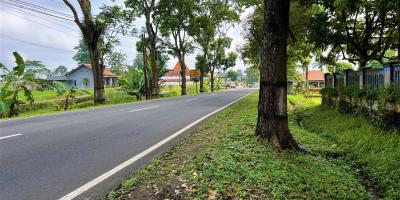 Dijual Rumah Villa Tepi Jl Raya Solo – Tawangmangu Karanganyar Dijual Rumah Villa Tepi Jl Raya Solo – Tawangmangu Karanganyar