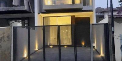Rumah Semi Furnished Baru Gress Lokasi Mojoklanggru Gubeng Surabaya 