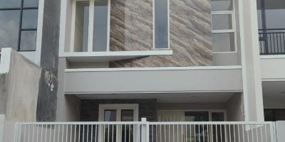 Rumah Baru Gress di Perumahan Pantai Mentari Surabaya Rumah Baru Gress di Perumahan Pantai Mentari Surabaya