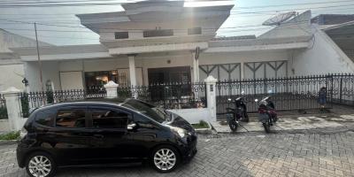 Rumah Lebar 20 di Mojo Gubeng Dekat Unair RSUD Soetomo Surabaya