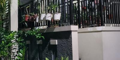 Dijual Rumah di Modern Golf Town House Modern Land Tangan Pertama