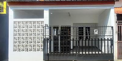 RUMAH MINIMALIS MODERN DI JL. CIGADUNG DAGO BANDUNG