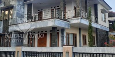 Dijual Villa Tawangmangu Karanganyar