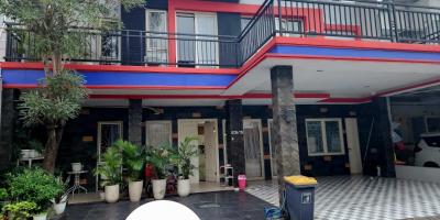 Dijual Rumah Full Furnished Siap Huni Lokasi Perumahan Diamond Park Residence Bypass Juanda Sidoarjo